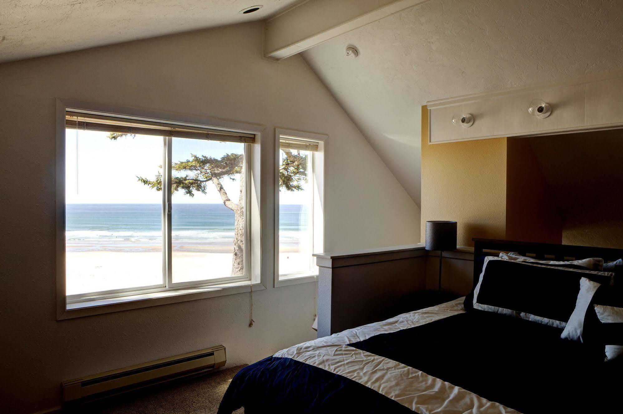 Aparthotel Starfish Point Newport Exteriér fotografie